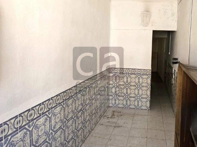 Moradia T1 para Venda em Almeirim Foto 4