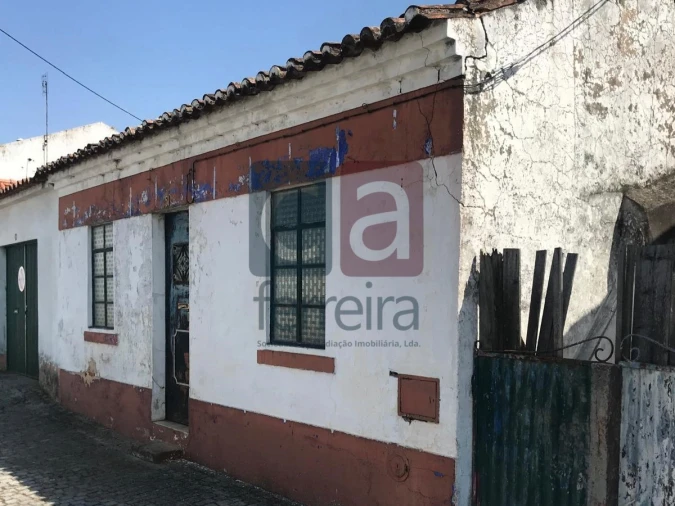 Moradia T1 para Venda em Pego