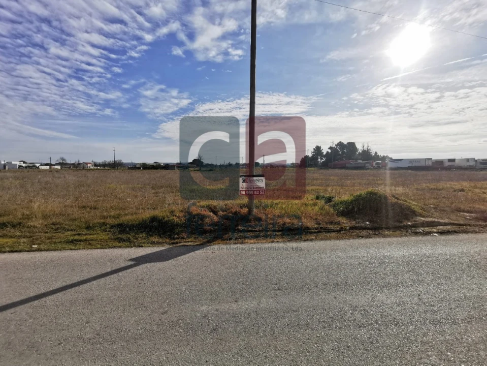 Terreno para Venda em Alpiarça Foto 1
