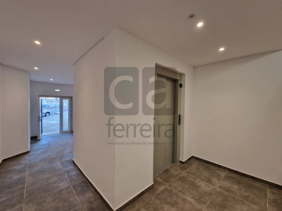 Apartamento T3 para Venda em Almeirim Foto 3