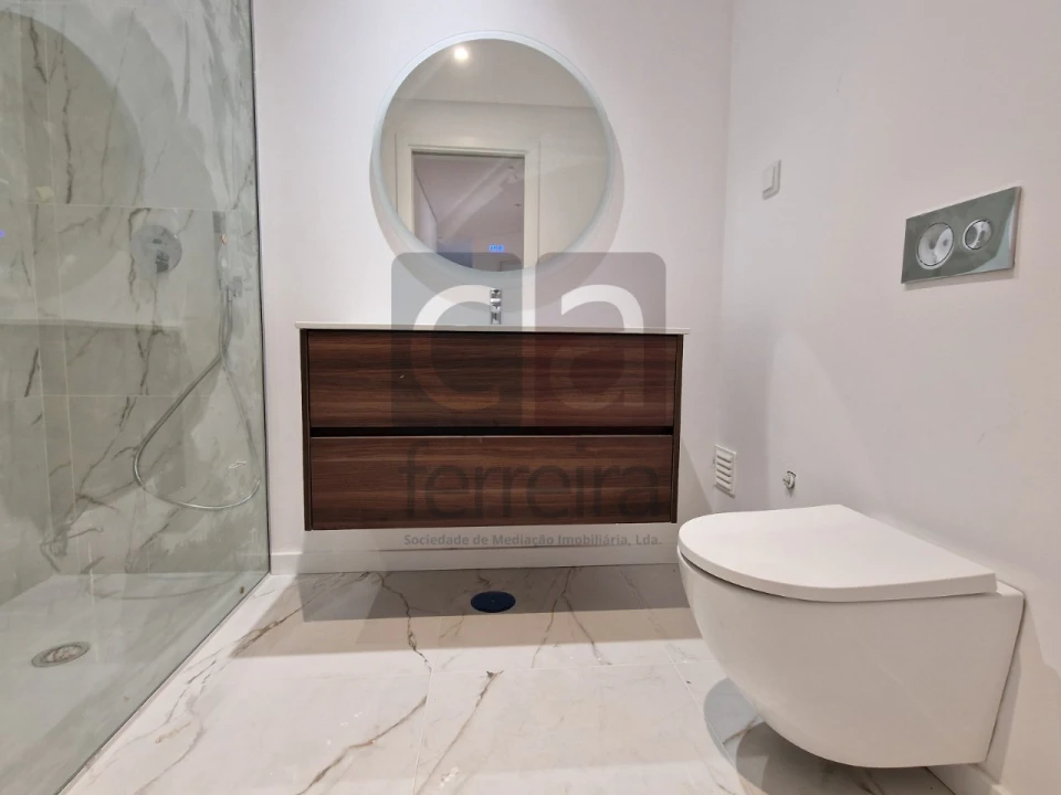 Apartamento T3 para Venda em Almeirim Foto 27