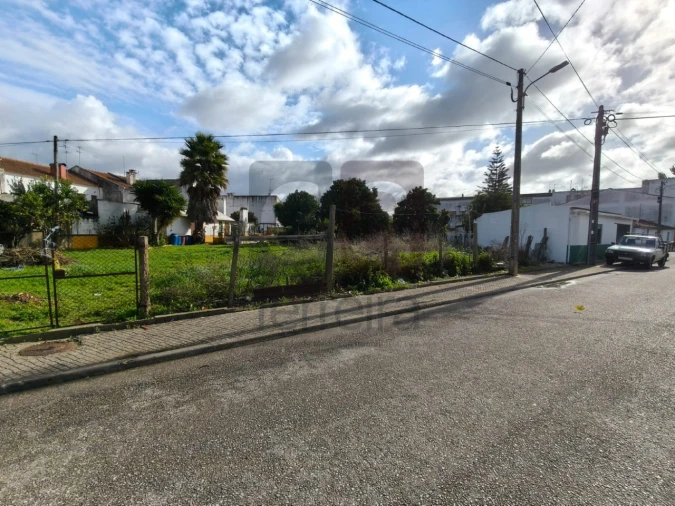 Terreno para Venda em Almeirim Foto 10