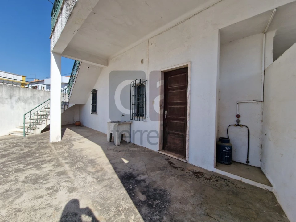Moradia T3 para Venda em Almeirim Foto 35