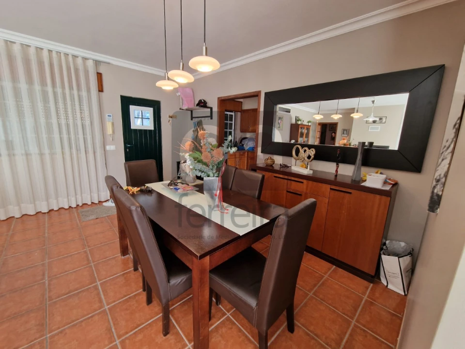 Moradia T4 para Venda em Fazendas de Almeirim Foto 5