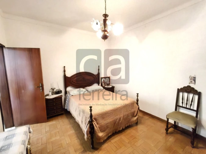 Moradia T5 para Venda em Azinhaga Foto 6