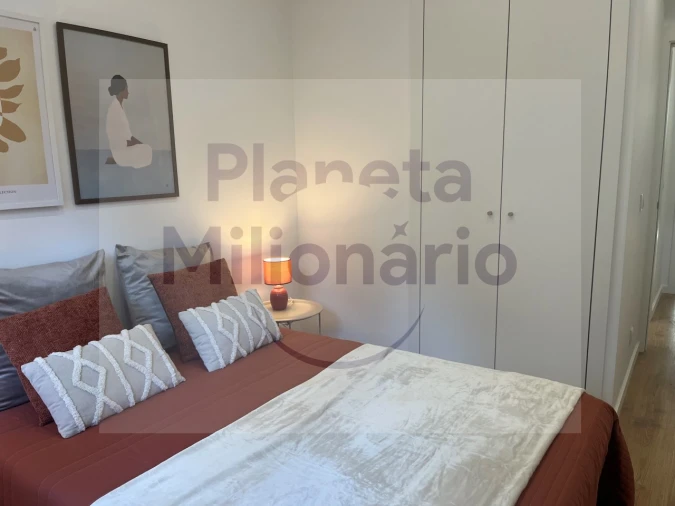 Apartamento T2 para Venda em Benfica Foto 8