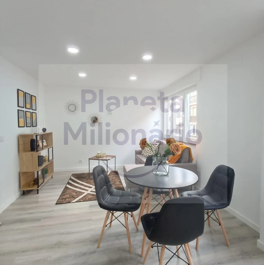 Apartamento T3 para Venda em Benfica Foto 12