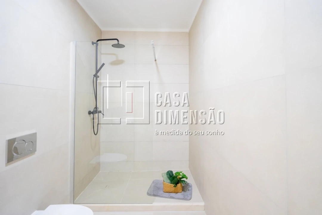 Apartamento T3 para Venda em Benfica Foto 42