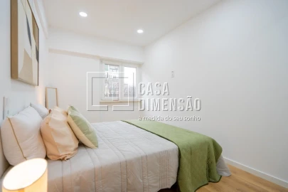 Apartamento T3 para Venda em Benfica
