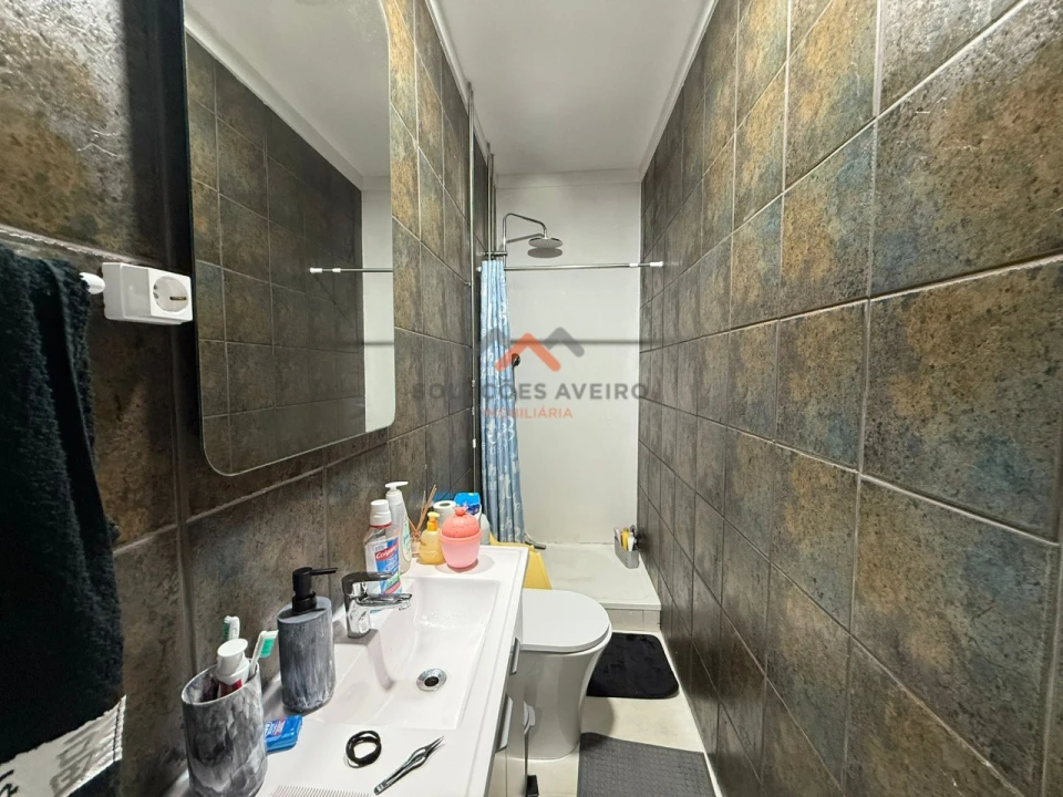 Moradia T5 para Venda em Oliveira do Bairro Foto 49