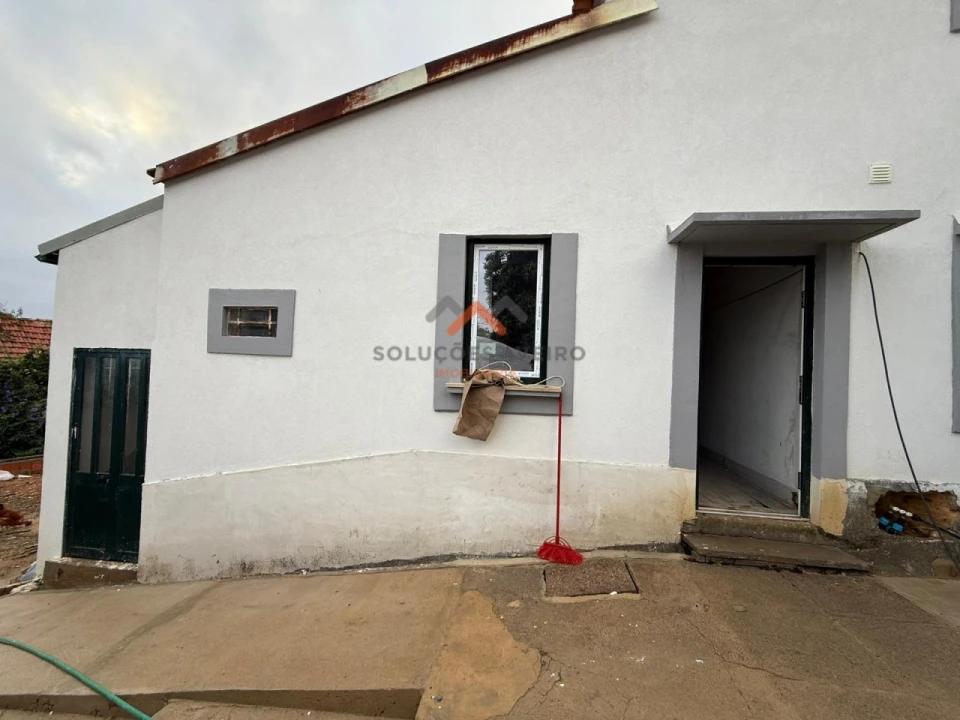 Moradia T5 para Venda em Oliveira do Bairro Foto 52