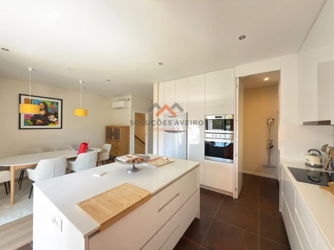 Moradia T4 para Venda em Cacia Foto 4