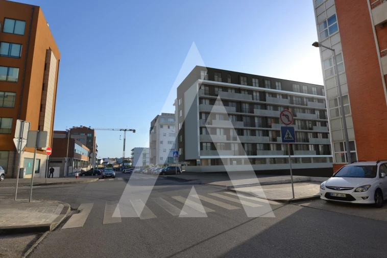 Apartamento T3 para Venda em Glória e Vera Cruz Foto 5