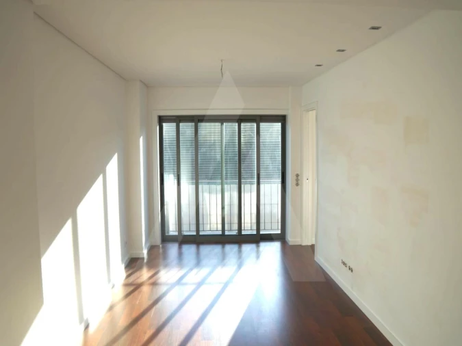 Apartamento T1 para Arrendamento em Glória e Vera Cruz Foto 3