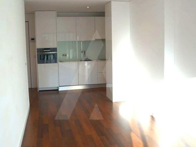 Apartamento T1 para Arrendamento em Glória e Vera Cruz Foto 6