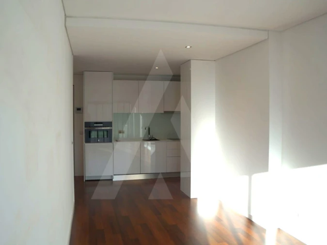 Apartamento T1 para Arrendamento em Glória e Vera Cruz Foto 7