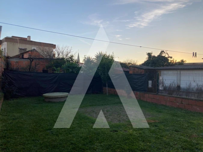 Moradia T2 para Venda em Palhaça Foto 9