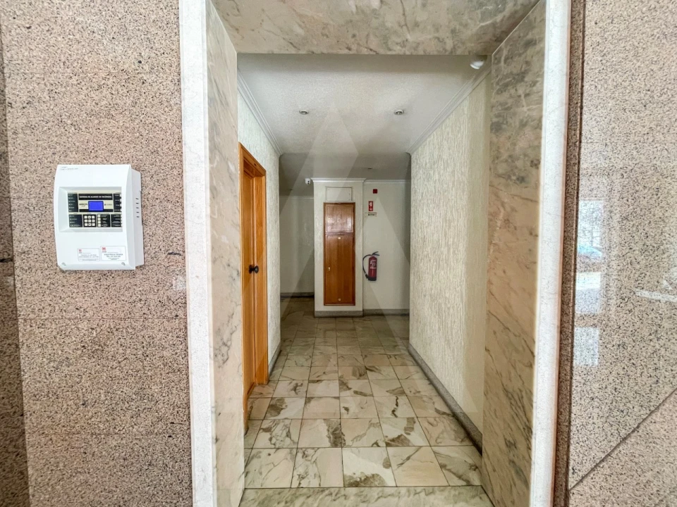 Apartamento T4 para Venda em Lumiar Foto 45