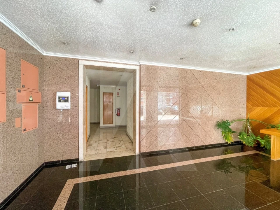 Apartamento T4 para Venda em Lumiar Foto 44
