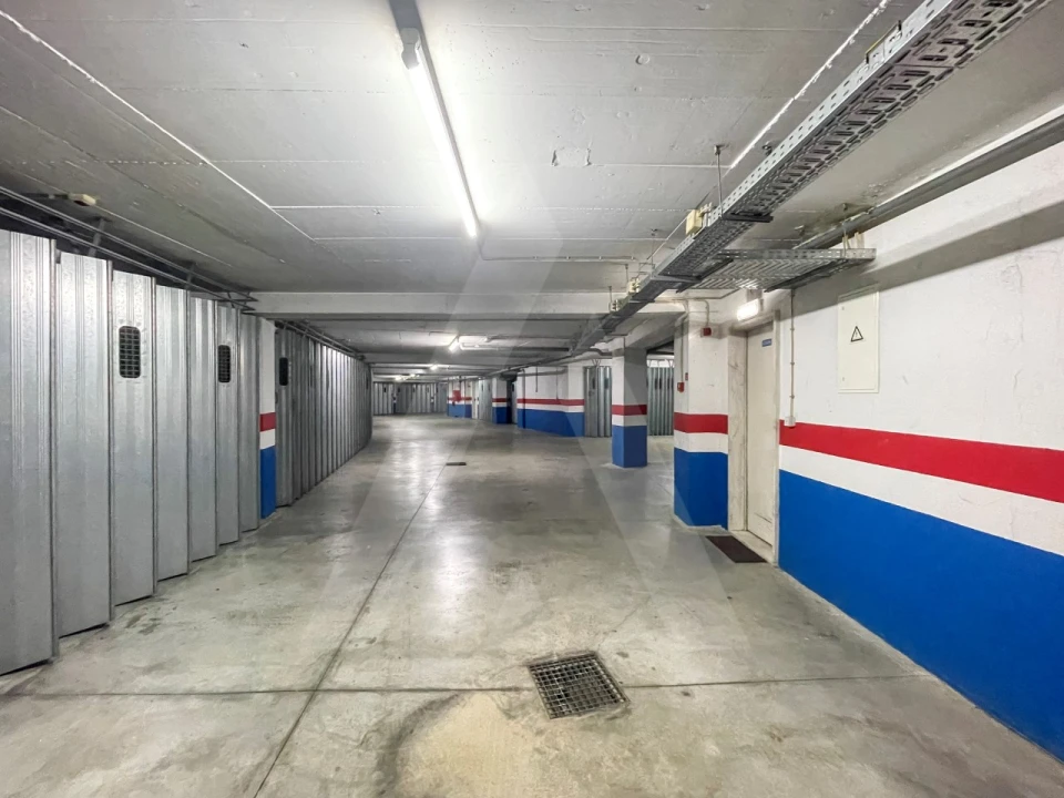 Apartamento T4 para Venda em Lumiar Foto 46