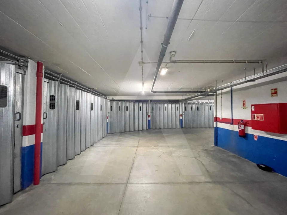 Apartamento T4 para Venda em Lumiar Foto 49