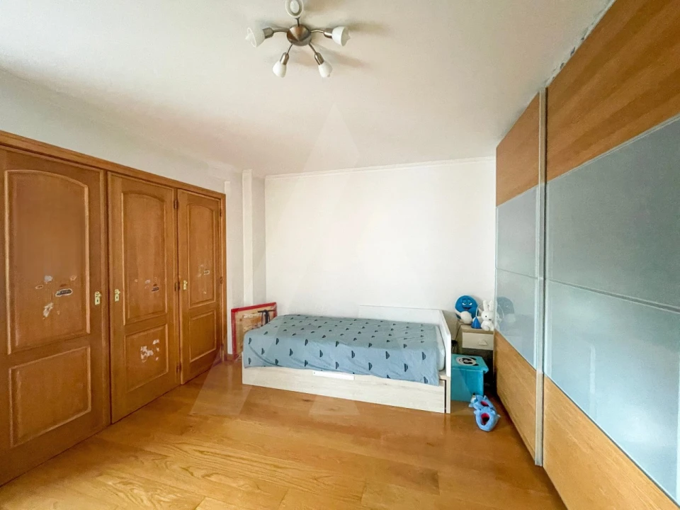 Apartamento T4 para Venda em Lumiar Foto 20