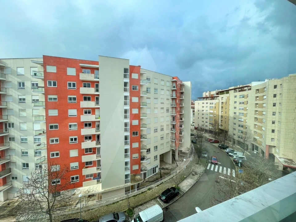 Apartamento T4 para Venda em Lumiar Foto 41