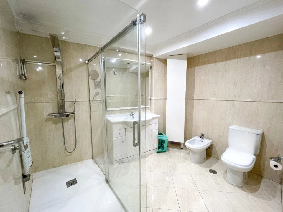 Apartamento T4 para Venda em Lumiar Foto 30