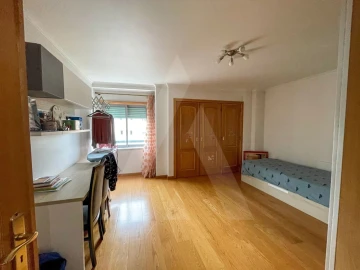 Apartamento T4 para Venda em Lumiar