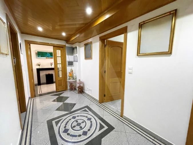 Apartamento T4 para Venda em Lumiar Foto 34