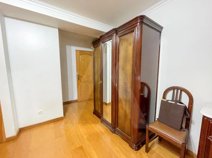 Apartamento T4 para Venda em Lumiar Foto 29