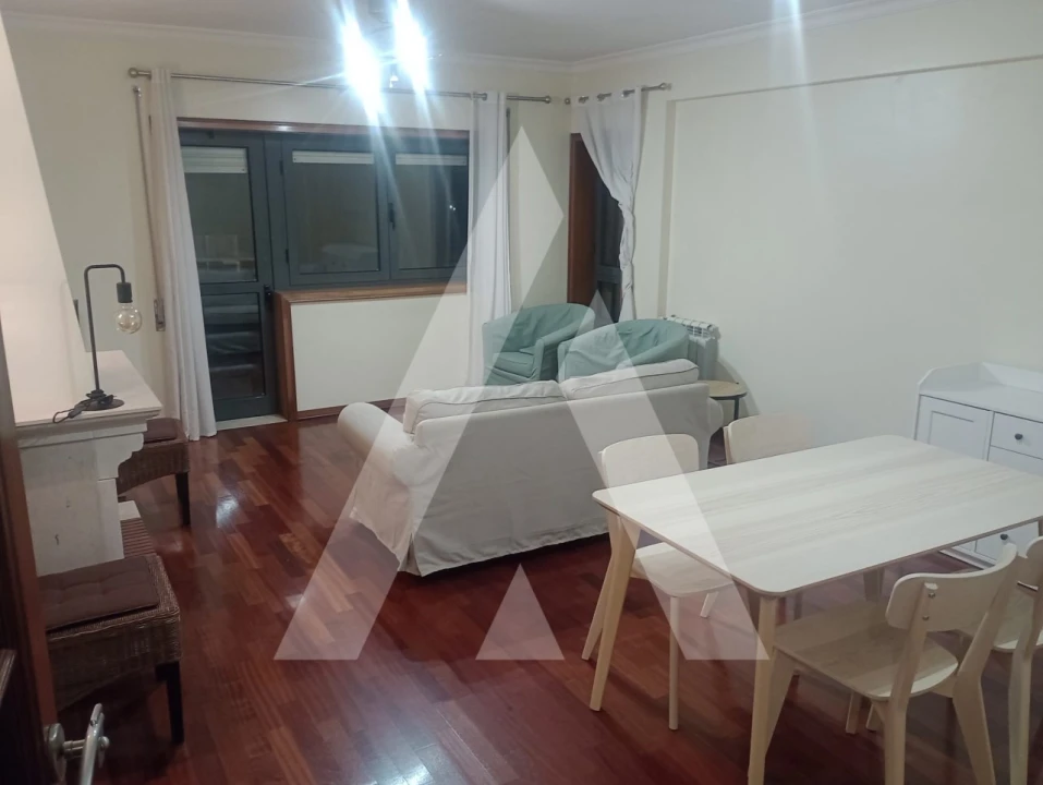 Apartamento T3 para Arrendamento em Glória e Vera Cruz Foto 3