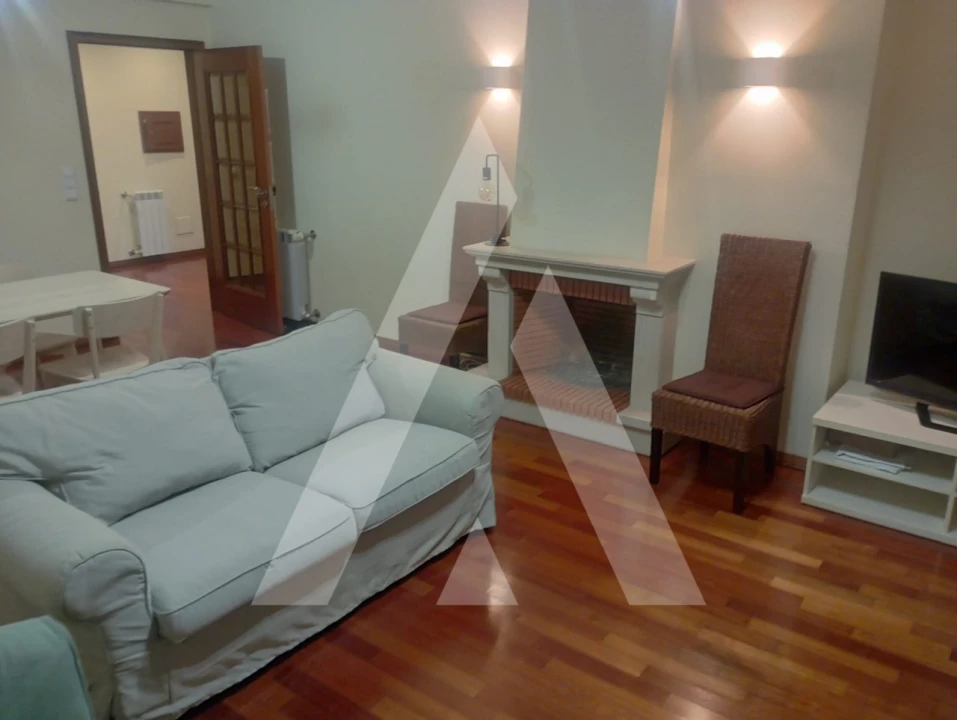 Apartamento T3 para Arrendamento em Glória e Vera Cruz Foto 1