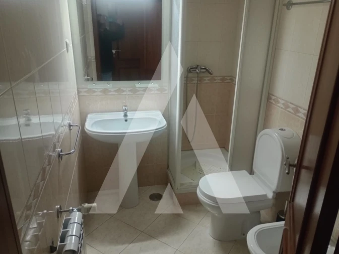 Apartamento T3 para Arrendamento em Glória e Vera Cruz Foto 17