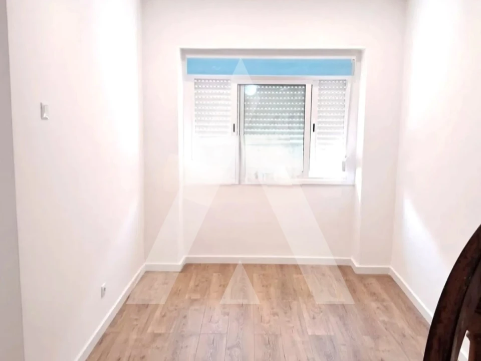 Apartamento T2 para Venda em Falagueira-Venda Nova Foto 7