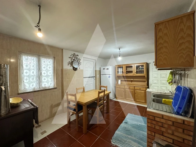 Moradia T2 para Venda em Bustos, Troviscal e Mamarrosa Foto 5