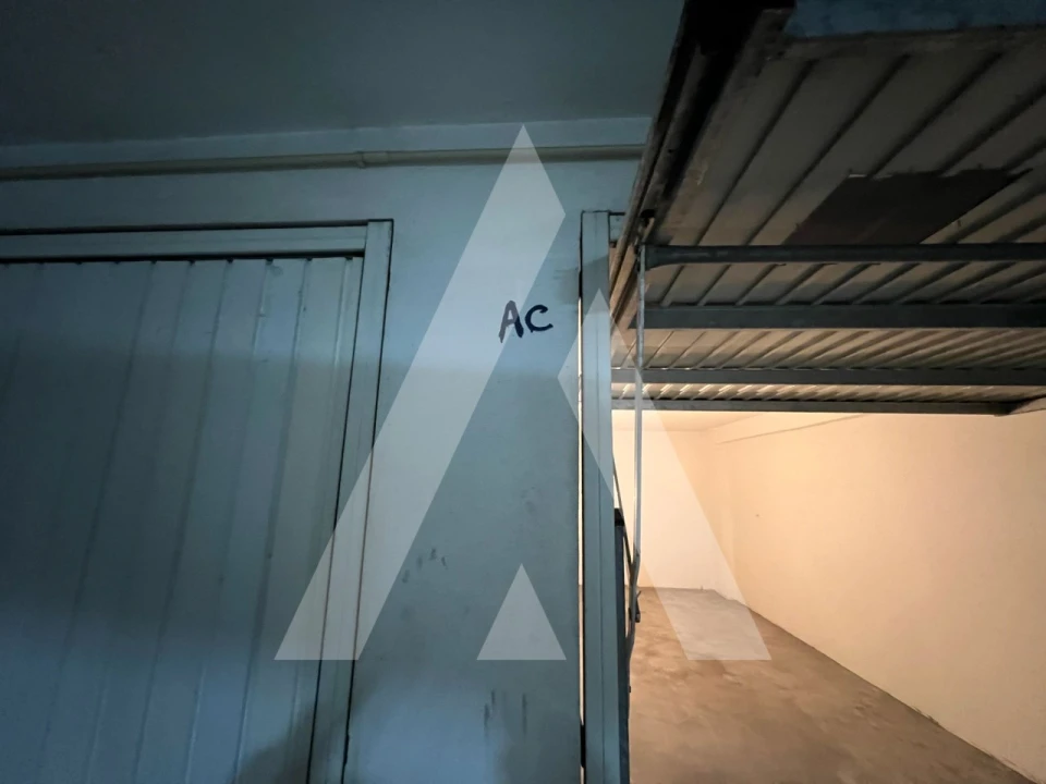 Garagem para Arrendamento em Glória e Vera Cruz Foto 3