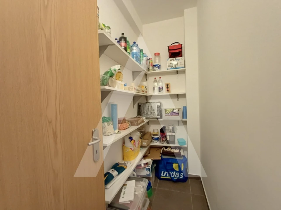 Apartamento T3 para Venda em Canas de Senhorim Foto 3
