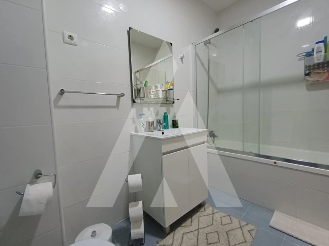 Apartamento T3 para Venda em Canas de Senhorim Foto 9