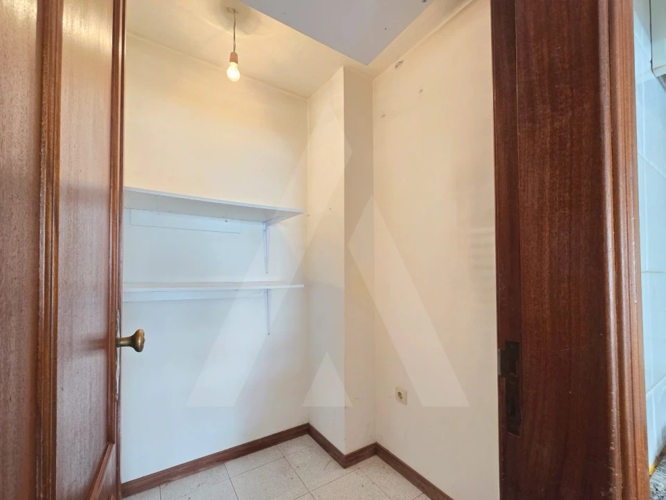 Apartamento T2 para Venda em Glória e Vera Cruz Foto 8