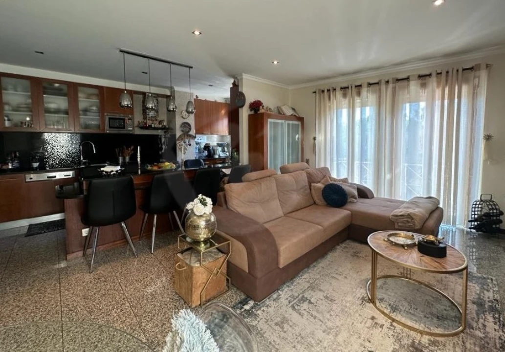 Apartamento T4 para Venda em Póvoa de Varzim, Beiriz e Argivai Foto 1