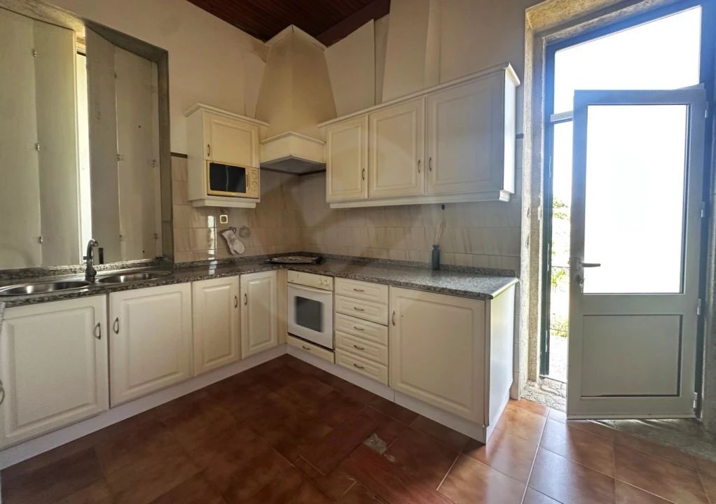 Moradia T4 para Venda em Aver-O-Mar, Amorim e Terroso Foto 7