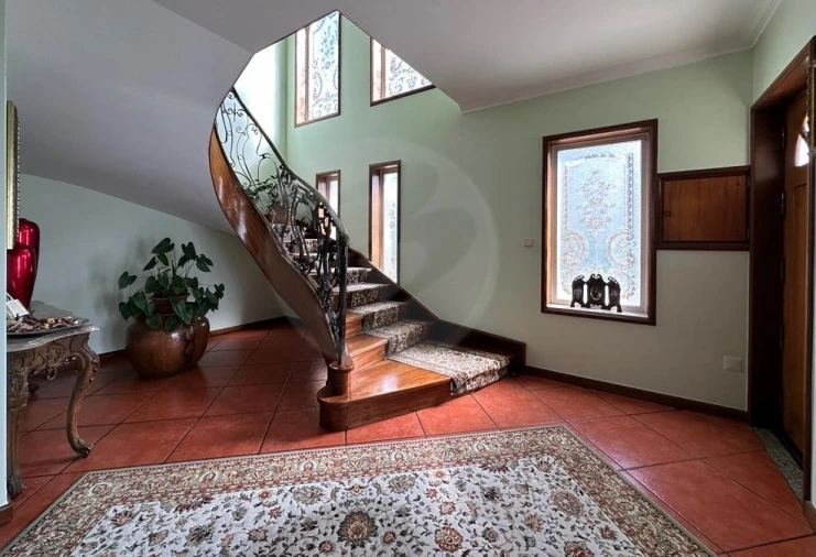 Moradia T5 para Venda em Póvoa de Varzim, Beiriz e Argivai