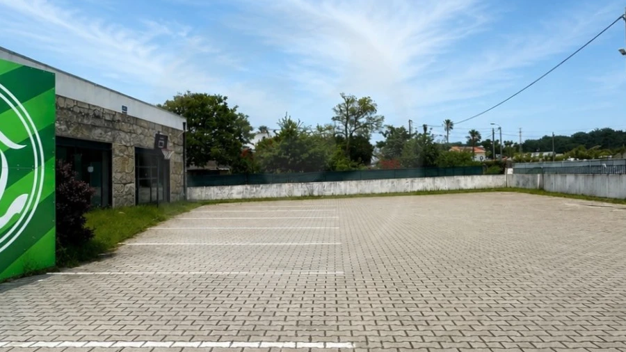 Armazém para Venda em Aver-O-Mar, Amorim e Terroso