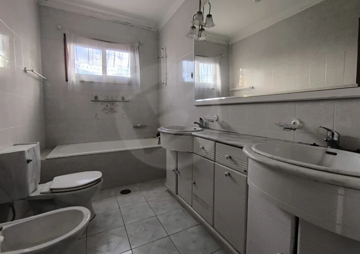 Moradia T4 para Venda em Póvoa de Varzim, Beiriz e Argivai Foto 11