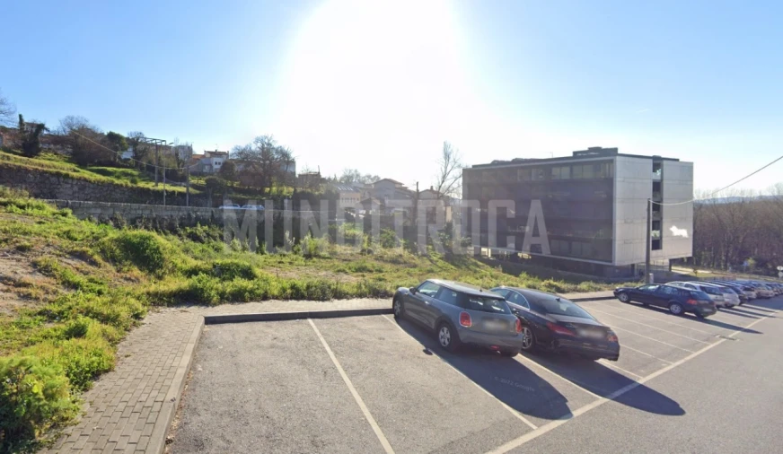 Loja para Venda em Azurem Foto 7