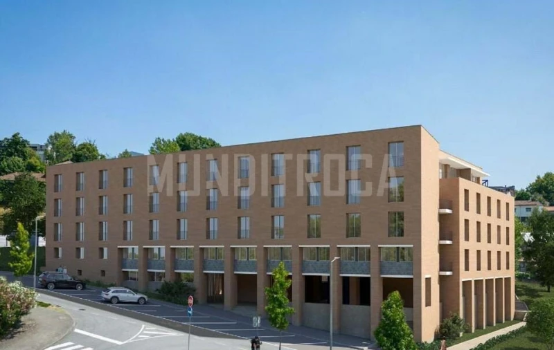 Loja para Venda em Azurem