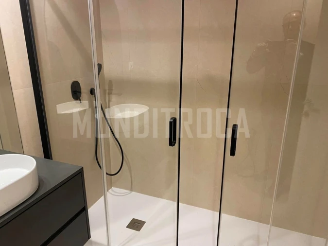 Apartamento T1 para Venda em Azurem Foto 16