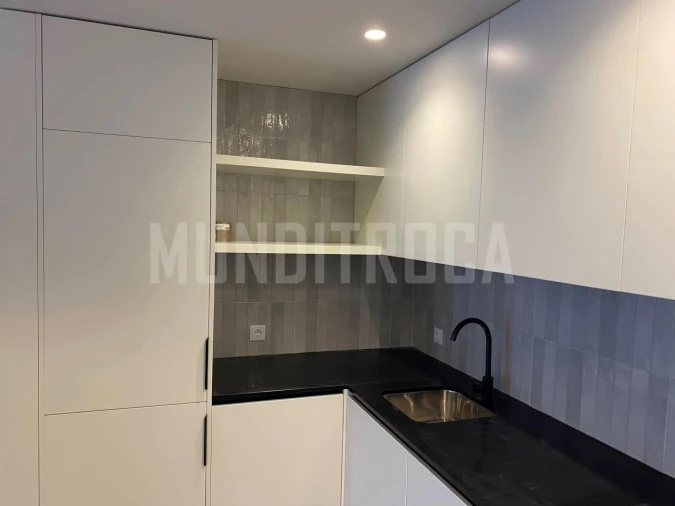 Apartamento T1 para Venda em Azurem Foto 18