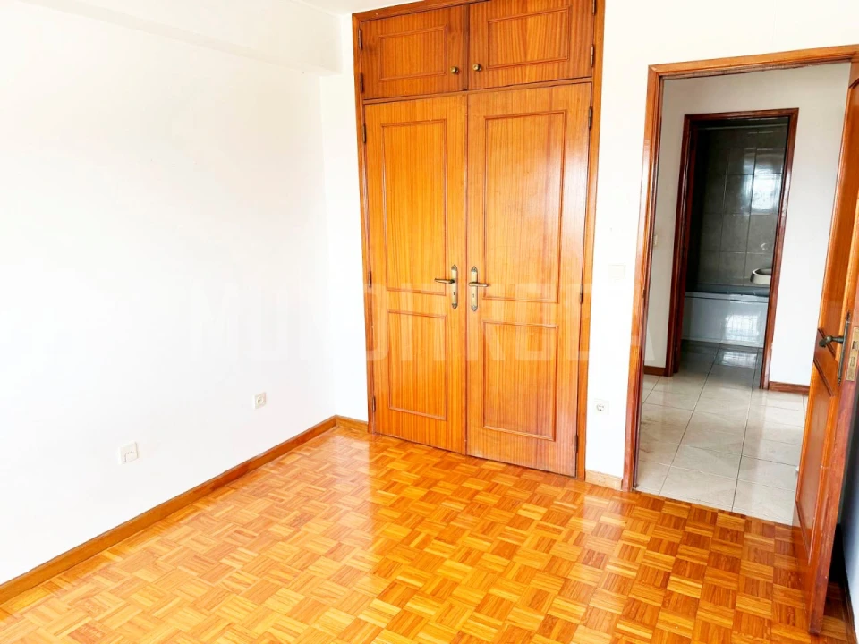 Apartamento T3 para Venda em São Vicente (Braga) Foto 6